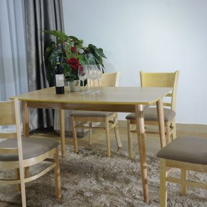 thiết kế bàn ăn hiện đại dễ dàng kết hợp với không gian nội thất
