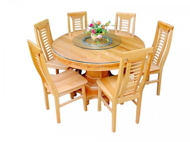 Mẫu bàn ăn tròn được làm từ gỗ cao su.